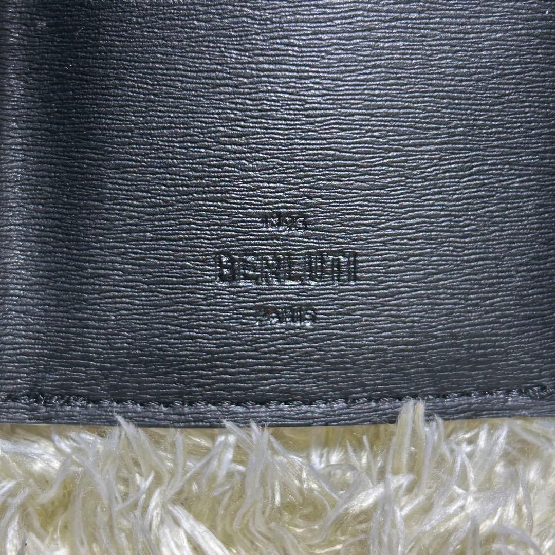 【未使用級】ベルルッティ　コンパクト財布　黒　エンベロップ　トライフォールド