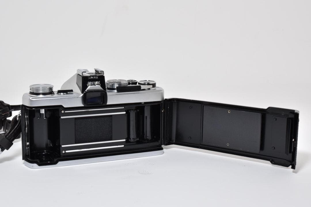 Olympus OM-1 フィルムカメラ 28mm F3.5 広角レンズ