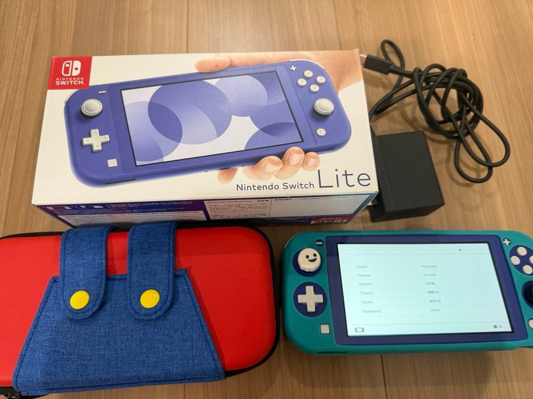 NintendoSwitch Light ブルー ケース付き