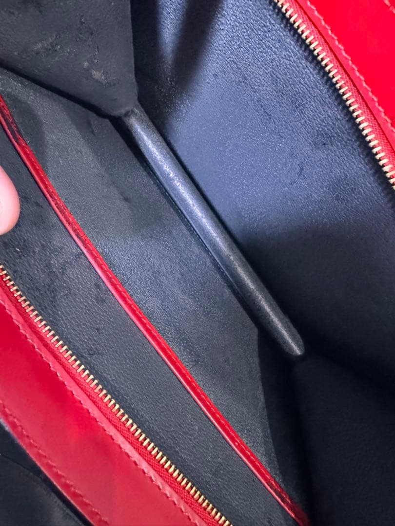 ルイヴィトン　セカンドバック　レッド