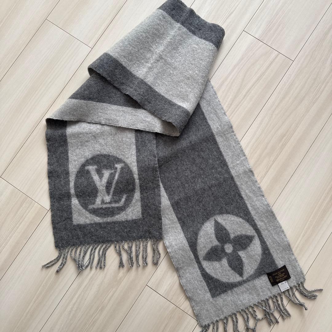 LOUISVUITTON マフラー ルイ・ヴィトン　エシャルプ・カーディフ