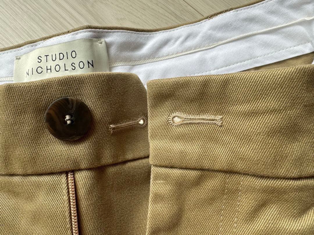 パンツ STUDIO NICHOLSON SORTE TAN M