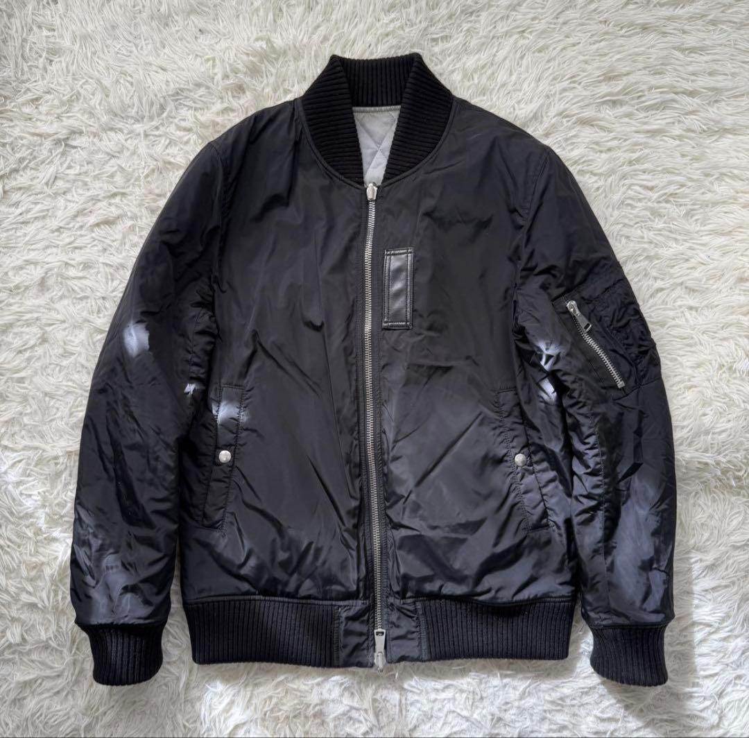 ア*ュ様 piu1uguale3 MA-1 リバーシブル ジャケット Vサイズ