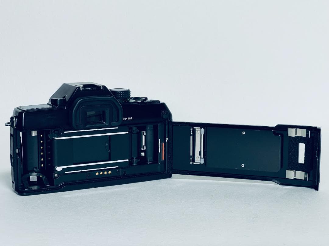 【完動・美品】CONTAX 167MT フィルム一眼レフ ボディ PモードOK