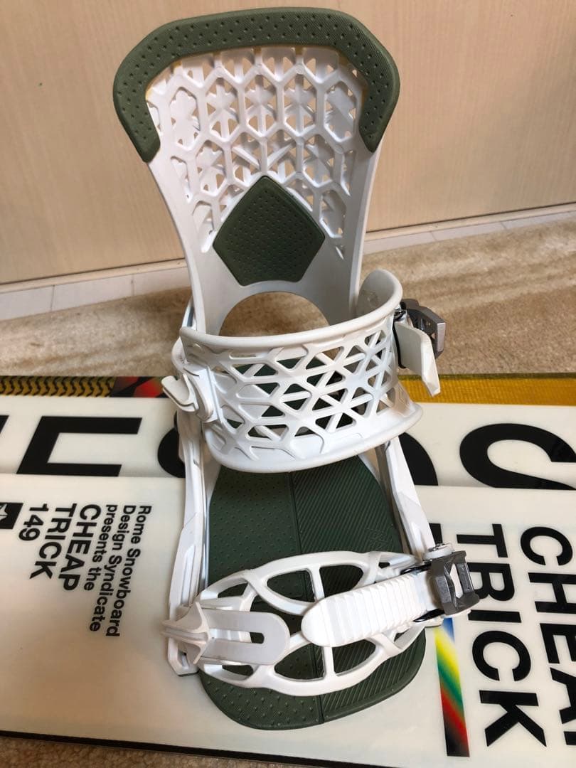 ロームSDS チープトリックスノーボード149cmサロモンビンディング3点セット