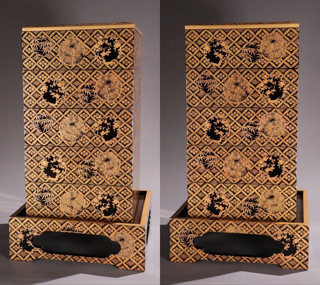 MA322 時代木製漆器 総蒔絵総梨地 花七宝 花の丸蒔絵 五段重 山水 二枚蓋