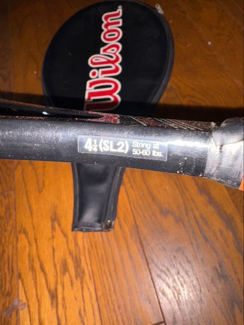 美品　硬式テニスラケット　Wilson