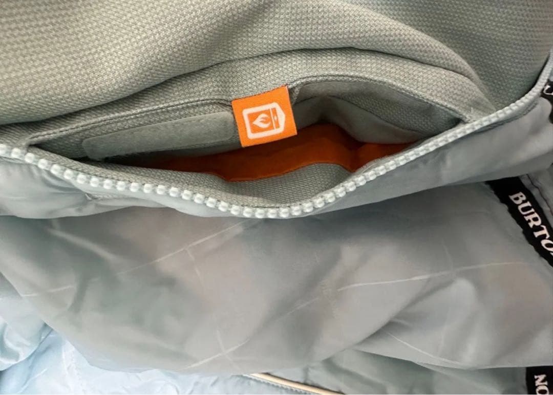 Burton バートン　スノーボードウェア　ジャケット スノボウェア