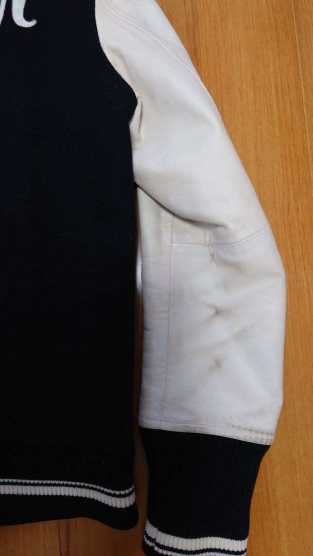 SCHOTT × ila スタジャン M　ショット