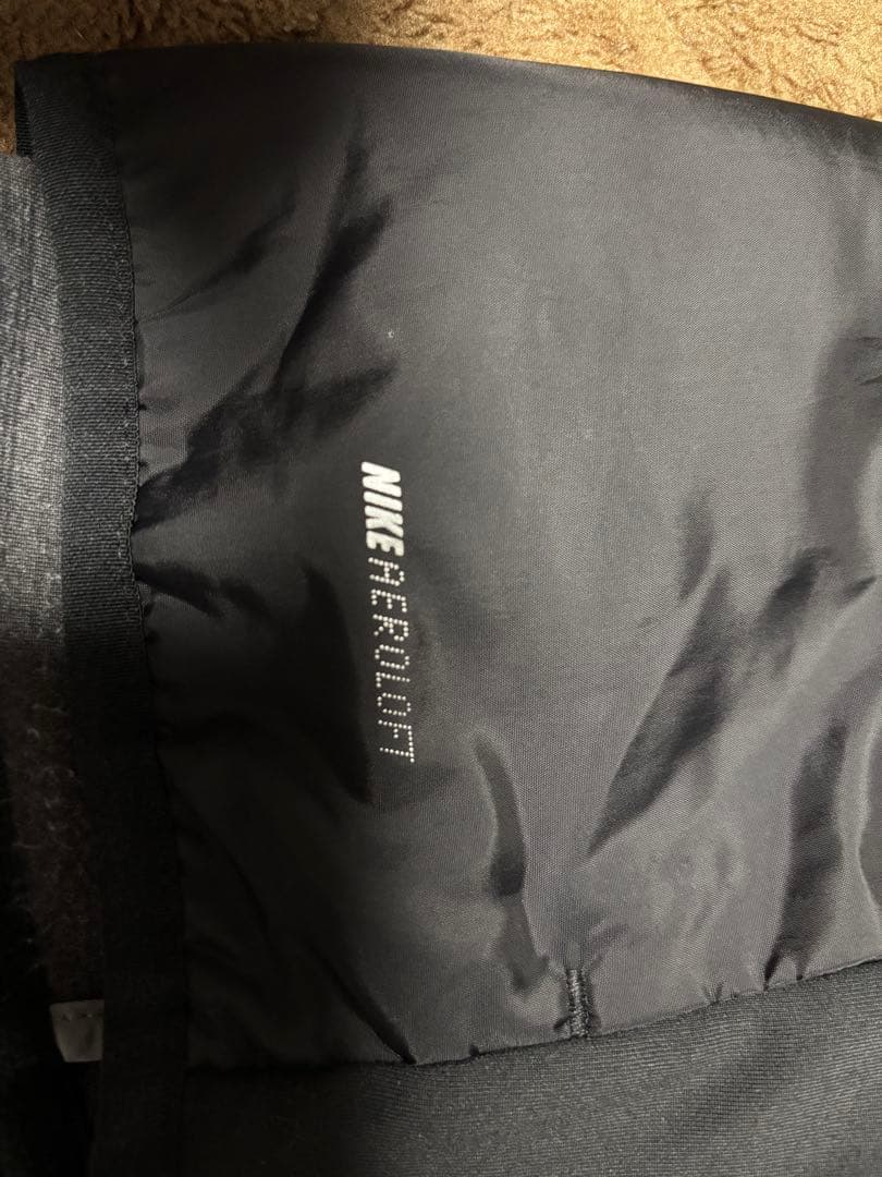 Nike ゴルフウェア　AEROLOFT