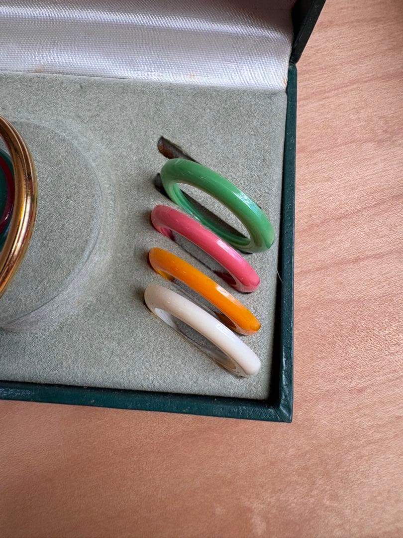 GUCCI グッチ　timepieces チェンジベゼル　時計