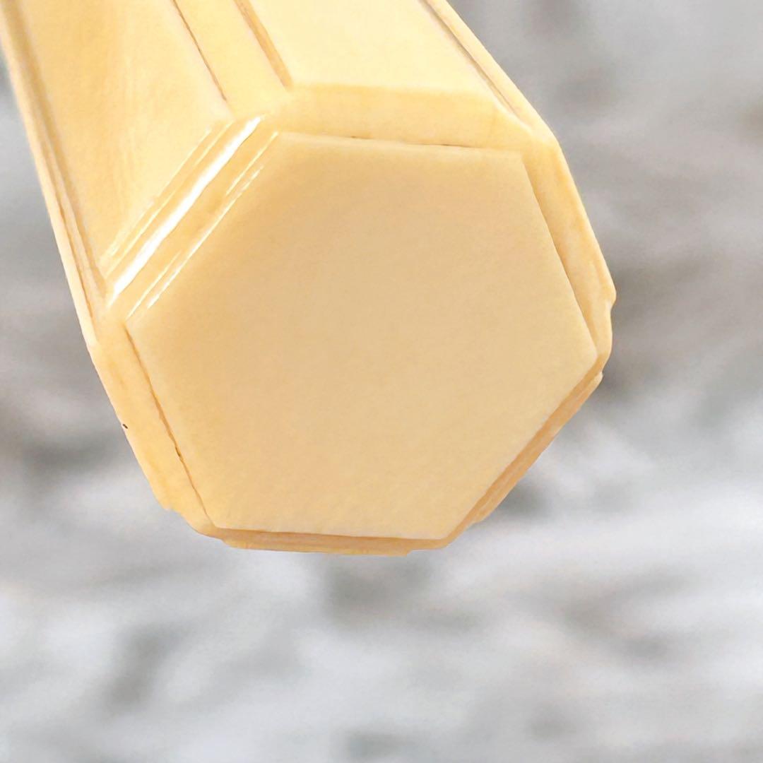 【希少】地唄三味線　三味線　中棹　紅木　丸打胴　天然糸巻き　皮破れなし　本皮