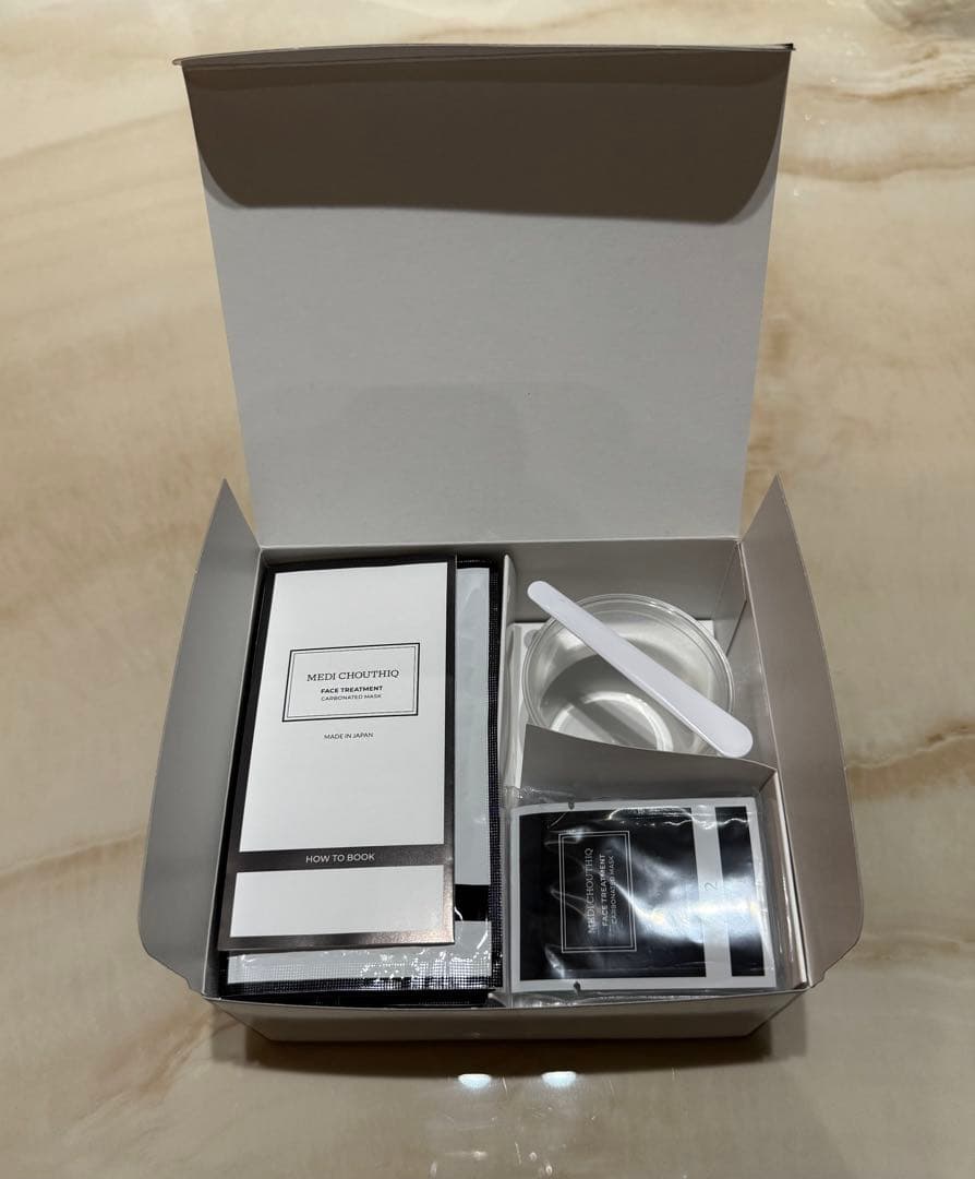 MEDI CHOUTHIQ 炭酸フェイスパック　10包　メディシュティーク