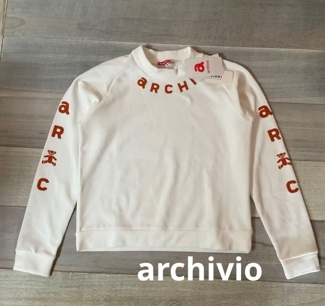 新品archivio アーチロゴホワイト ハイネックプルオーバー38