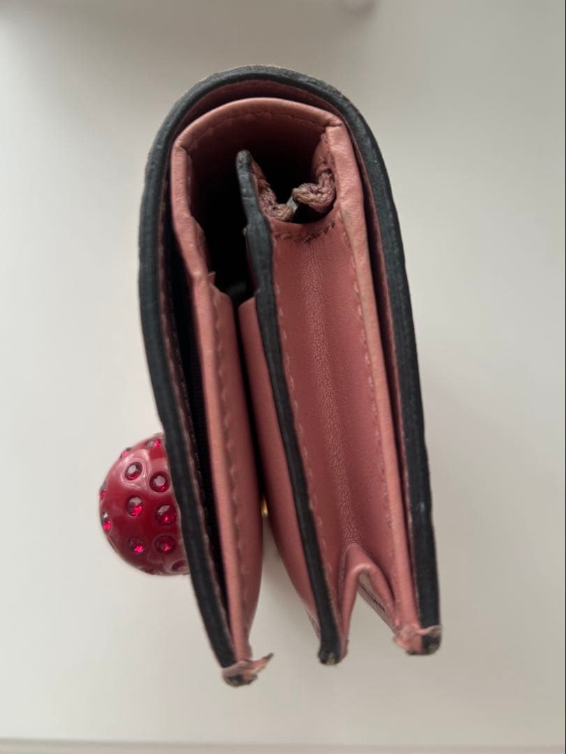 GUCCI 二つ折り財布 ピンク チェリー　日本限定カラー