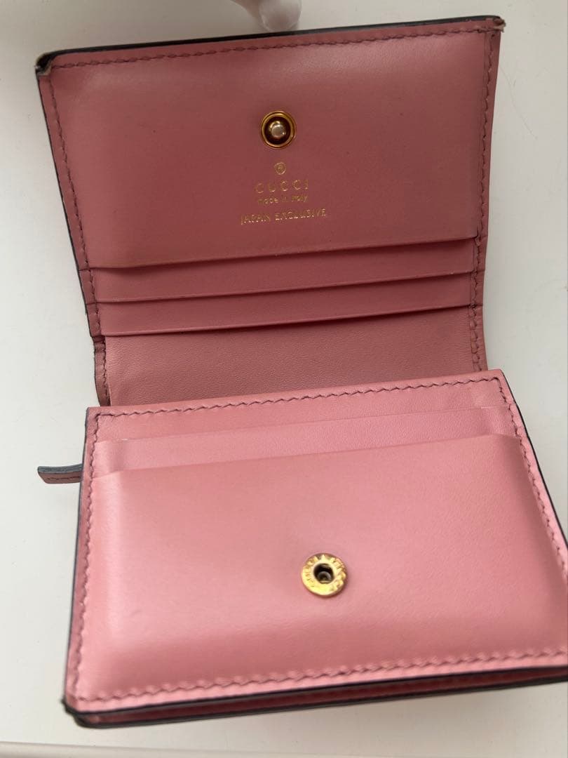 GUCCI 二つ折り財布 ピンク チェリー　日本限定カラー