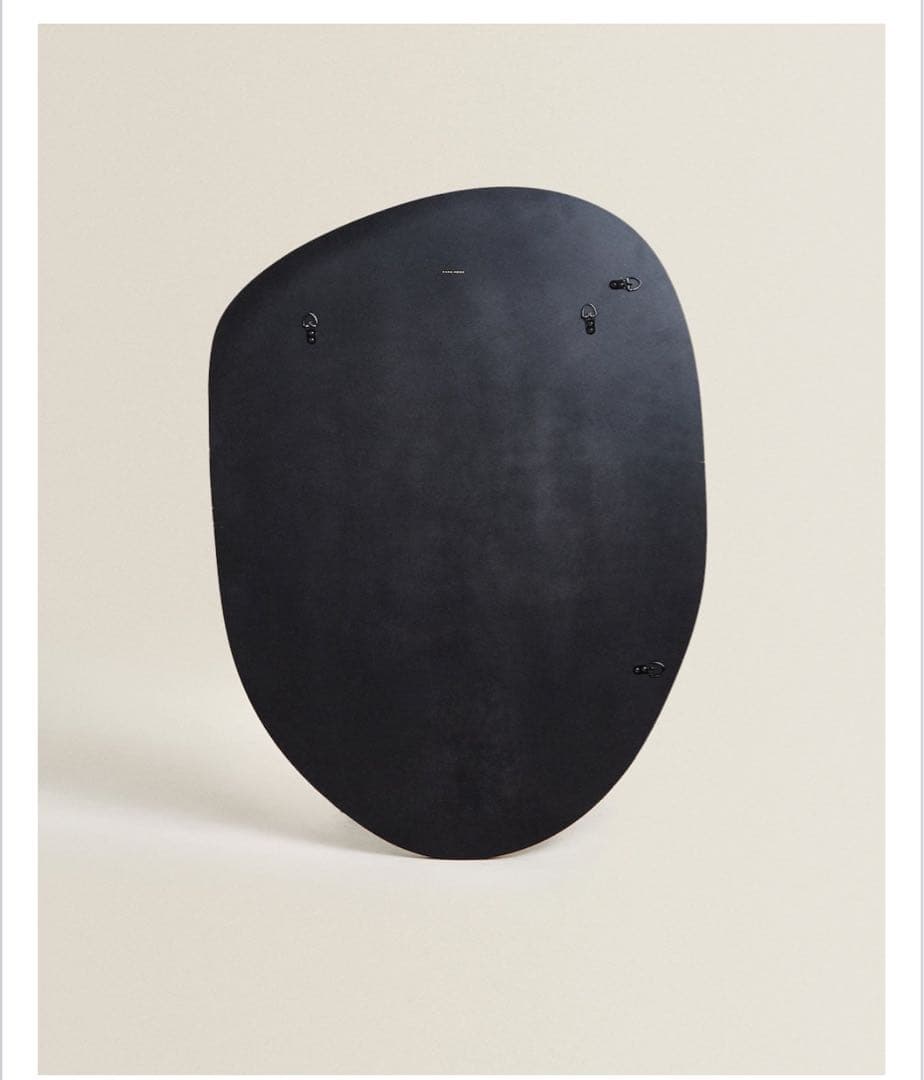 ZARAホーム壁掛け鏡 50x70cm