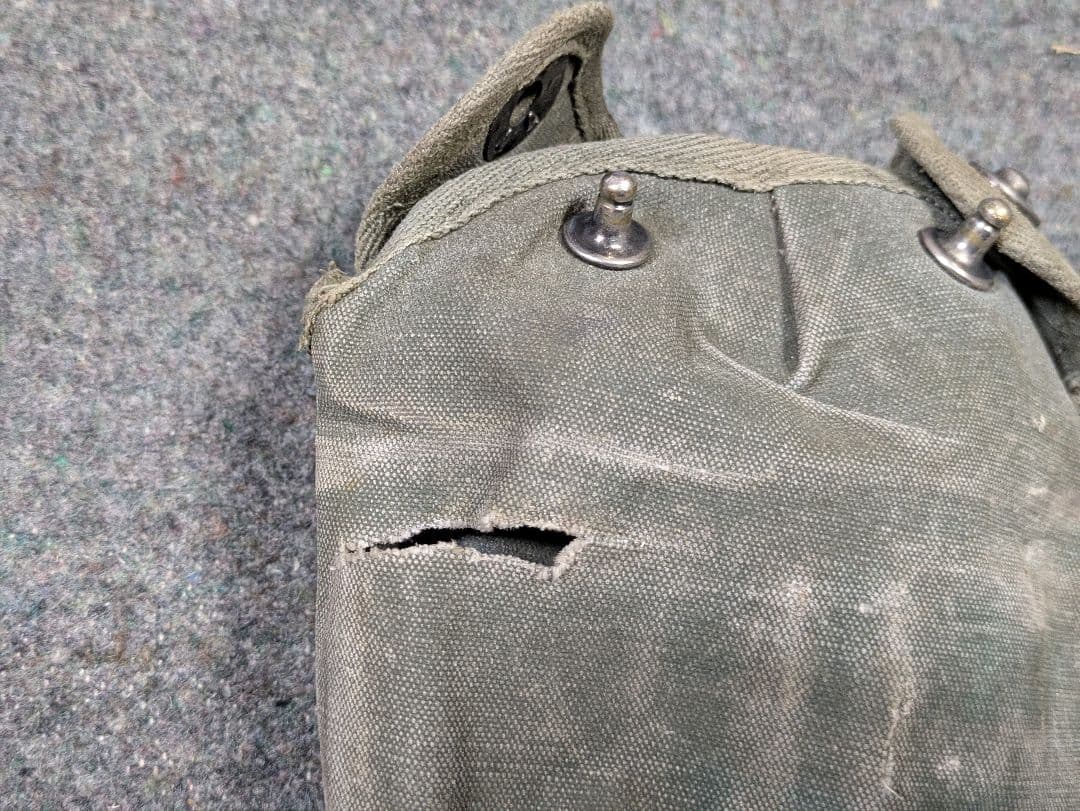 昭和自衛隊　OD 60年代　野戦装備　マガジンポーチ　救急品入れ　水筒カバー