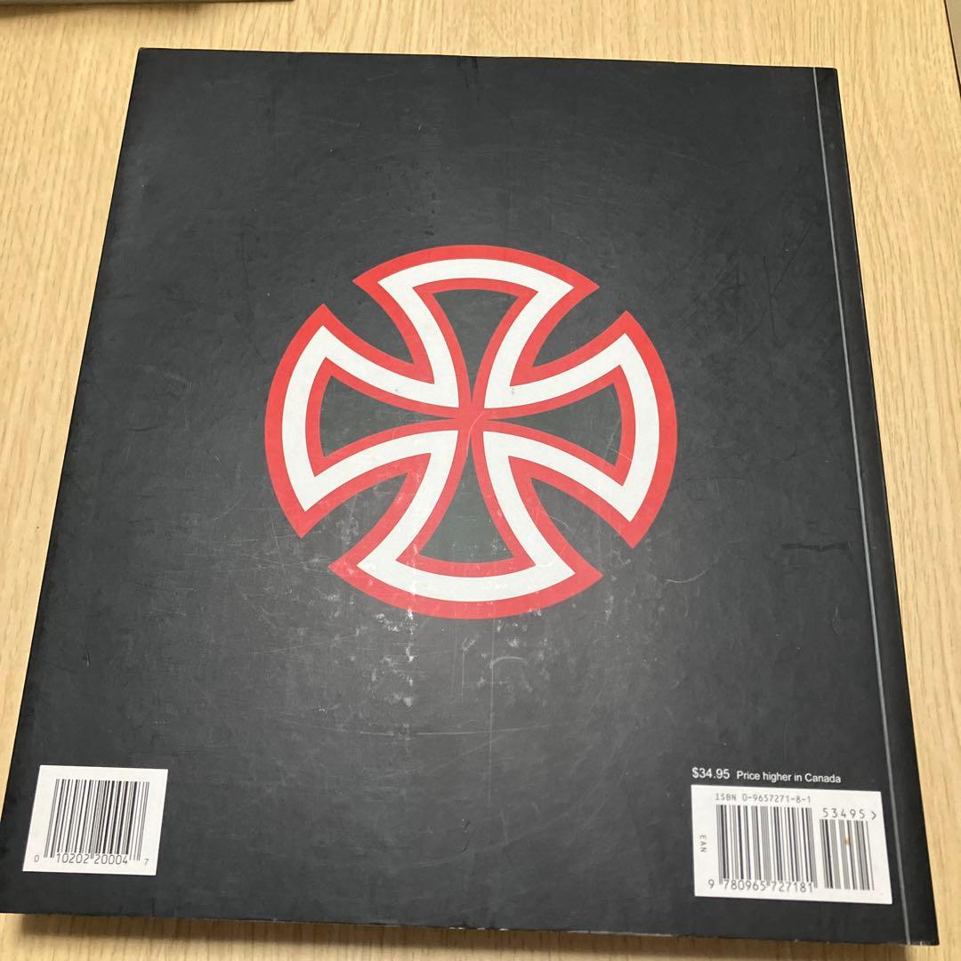 BUILT TO GRIND INDEPENDENT 25 YEARS 写真集