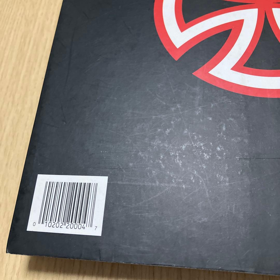 BUILT TO GRIND INDEPENDENT 25 YEARS 写真集