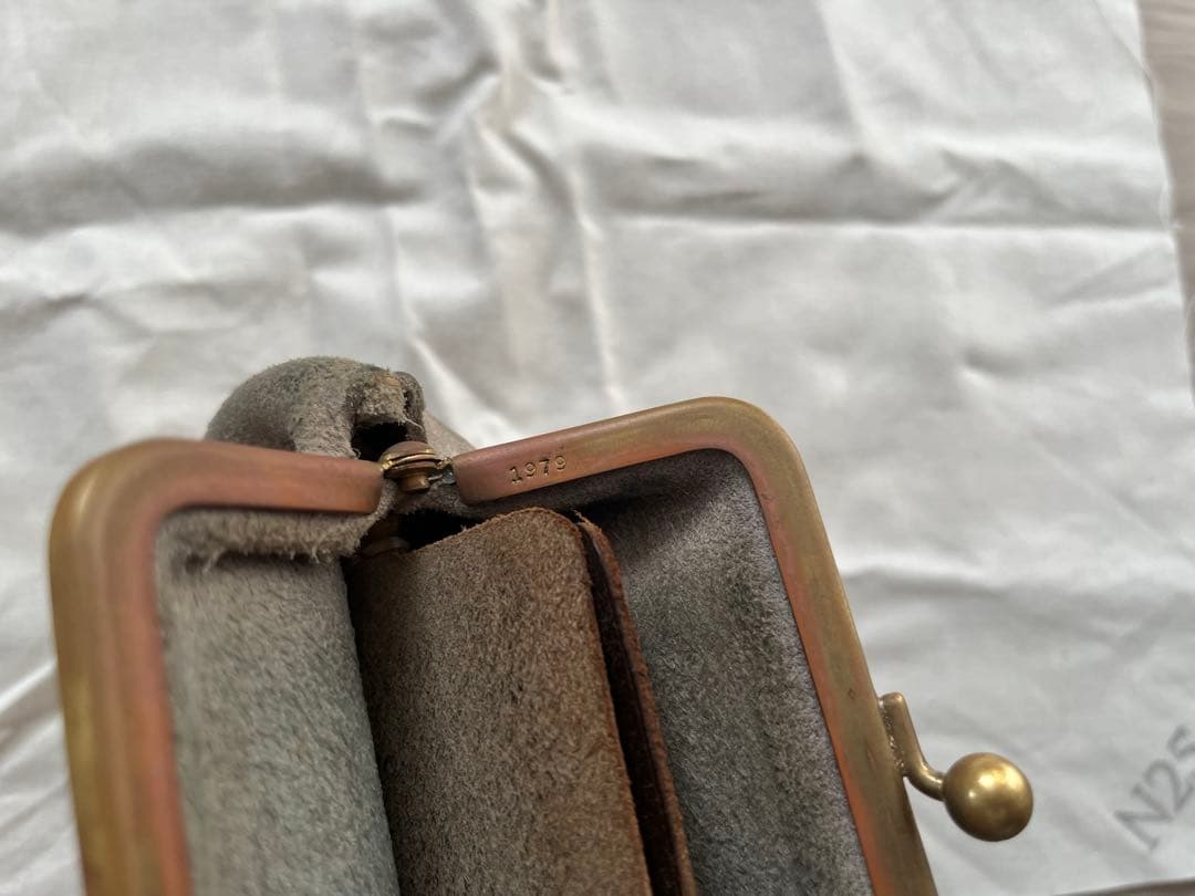 や*ま様 N25 レザーがま口ウォレット（クーズーストーン・中）