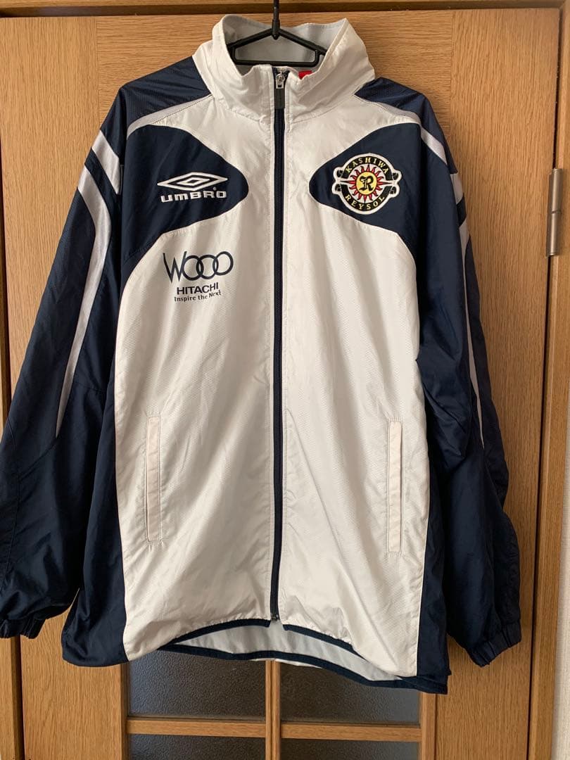 亀*様 アンブロ　柏レイソル　支給　ウィンドブレーカー 上下