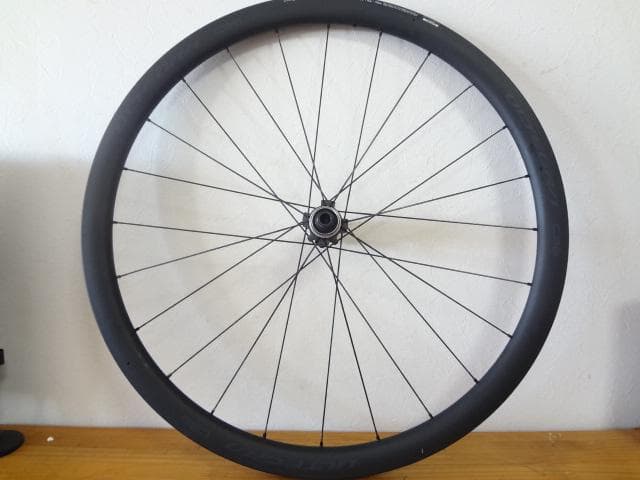 ULTEGRA WH-R8170-C36-TL DISC カーボン ホイール