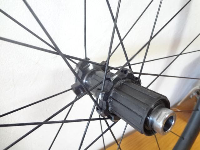 ULTEGRA WH-R8170-C36-TL DISC カーボン ホイール