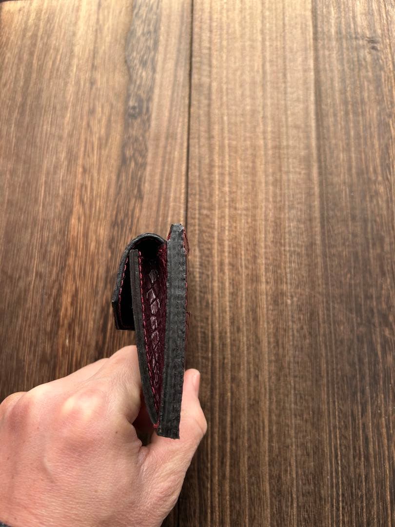 グテイページ クロコダイル 財布