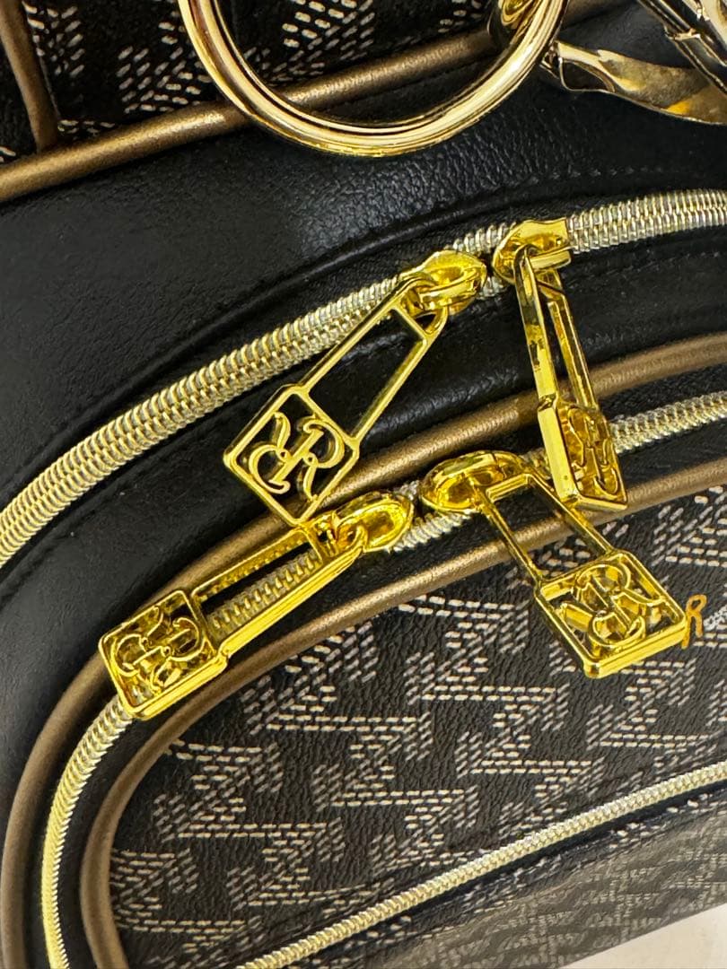 新品未使用 レザレクションResurrection キャディバッグ ラリーナ