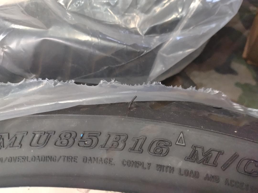 ハーレーFLSTN 純正ホイールタイヤ 極美品