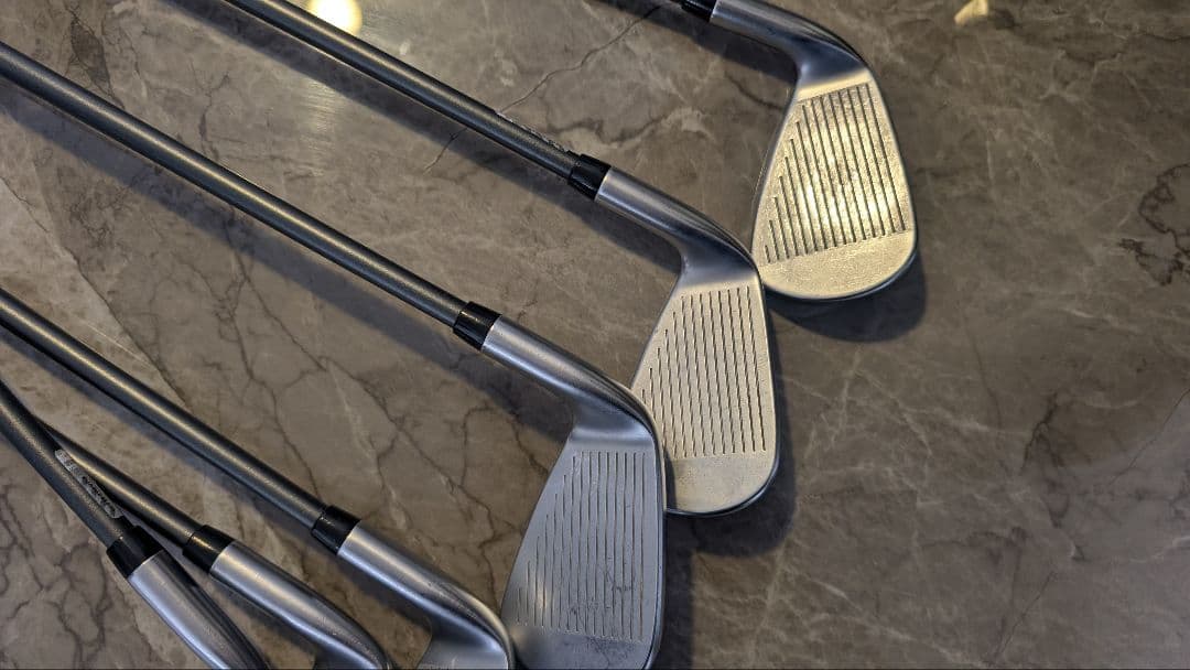 ゼクシオX（2024年）アイアンセット 6本 純正カーボン Sシャフト