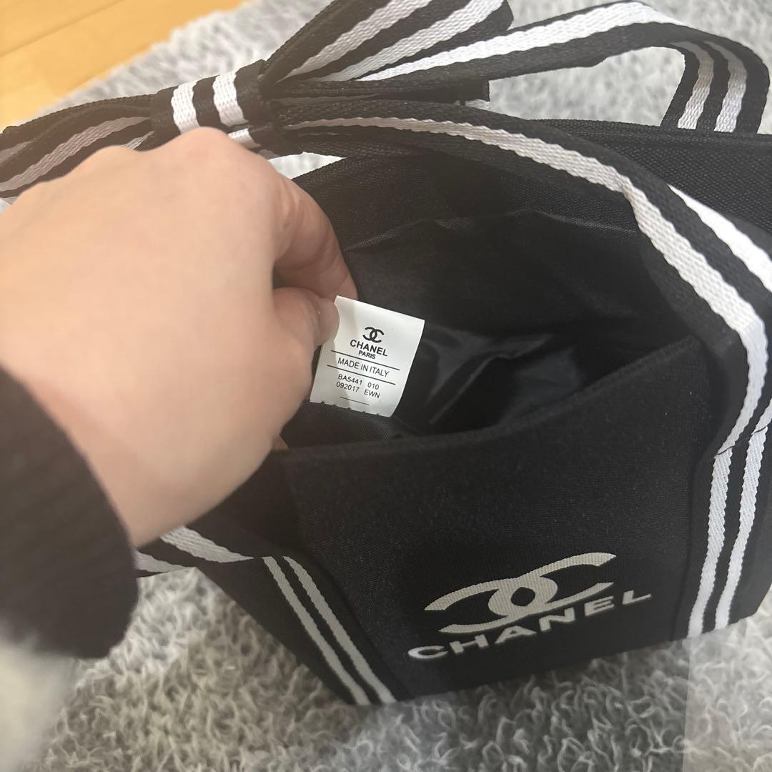 CHANEL リボンの手提げバッグ ノベルティ