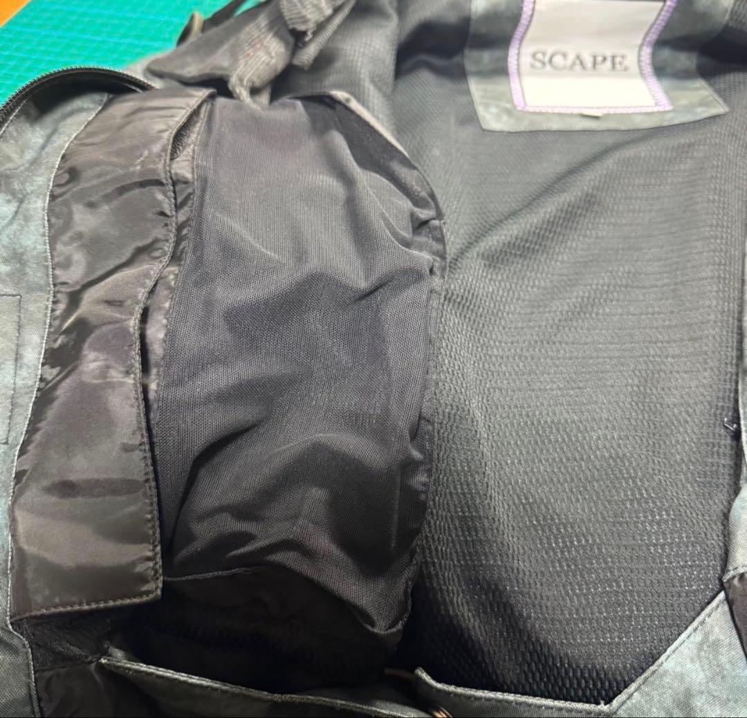 SCAPE. ウェア　上下セット　上Lサイズ　下Mサイズ　エスケープ