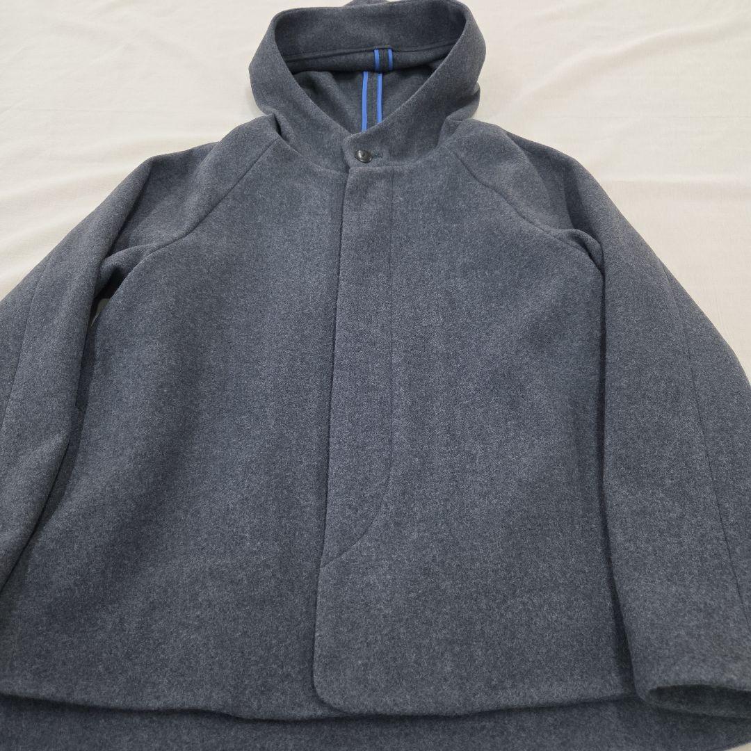 フード付きウールショートコート