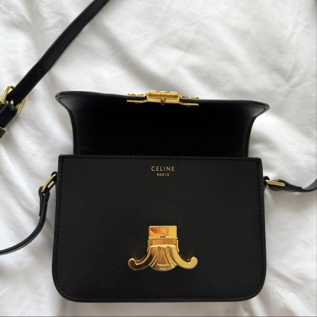 セリーヌ　トリオンフ　クラシック　ショルダーバッグ　ノベルティ