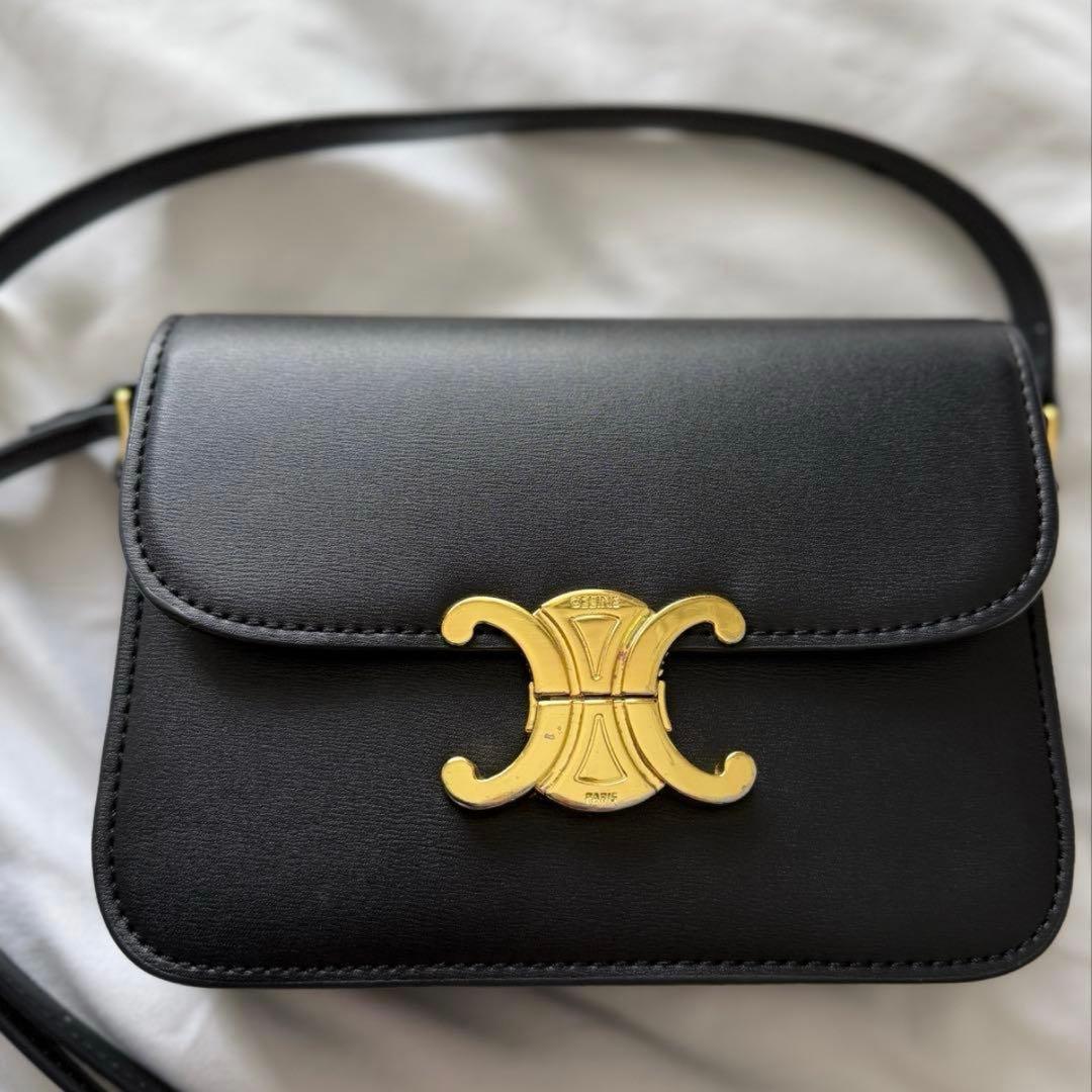 セリーヌ　トリオンフ　クラシック　ショルダーバッグ　ノベルティ