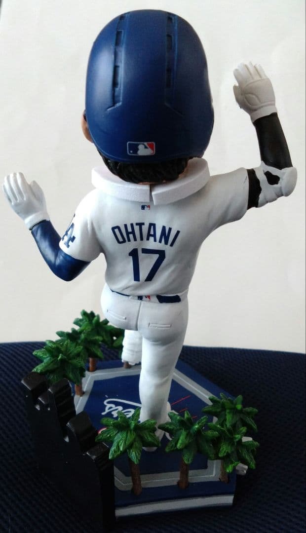 2024 ショーヘイ•オオタニ ボブルヘッドフィギュア#17(数量限定)