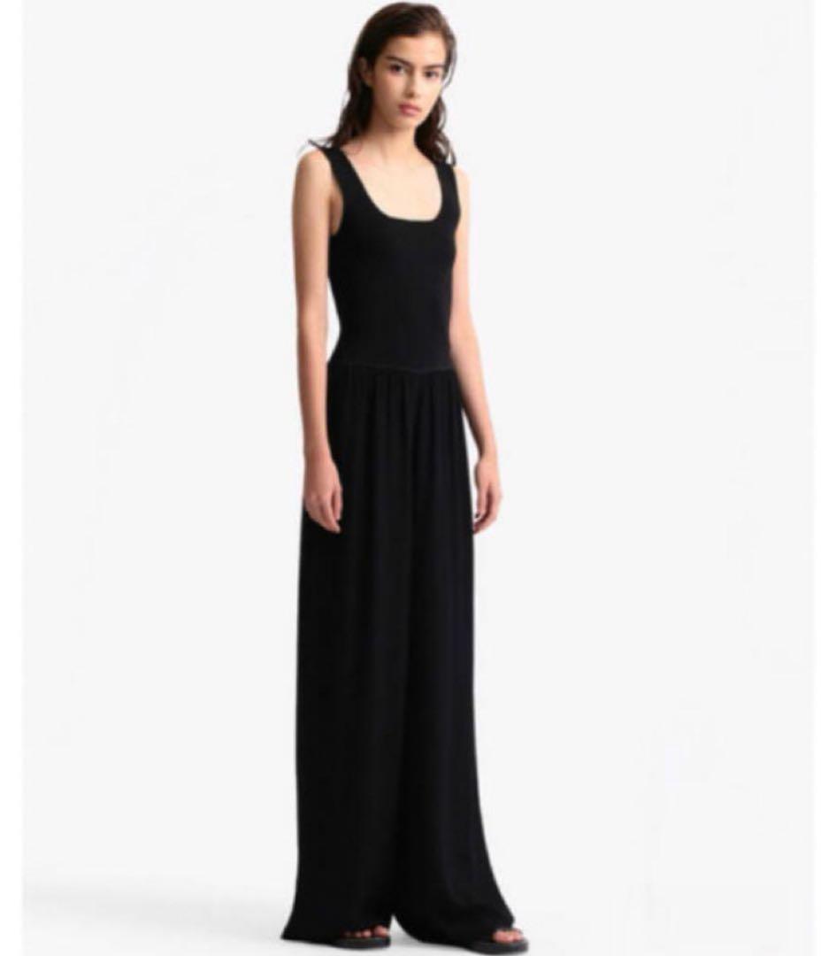 Theory ジャンプスーツ ブラック　Sサイズ