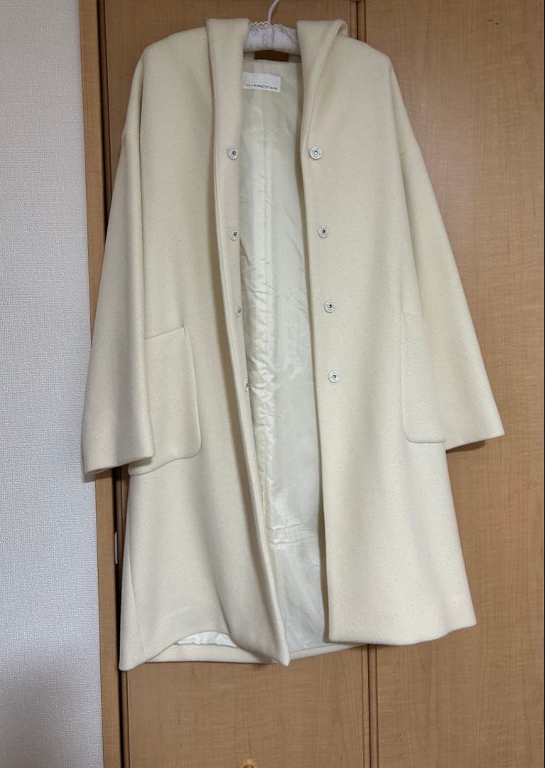 エムプルミエ　Super100's ウールフーディコート　38 オフホワイト