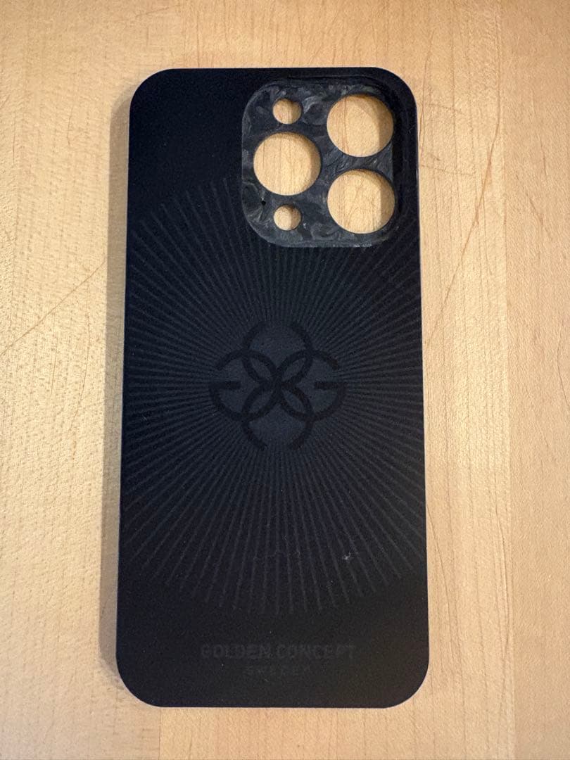 新品60％offゴールデンコンセプトiPhone16 PRO用カーボンケース