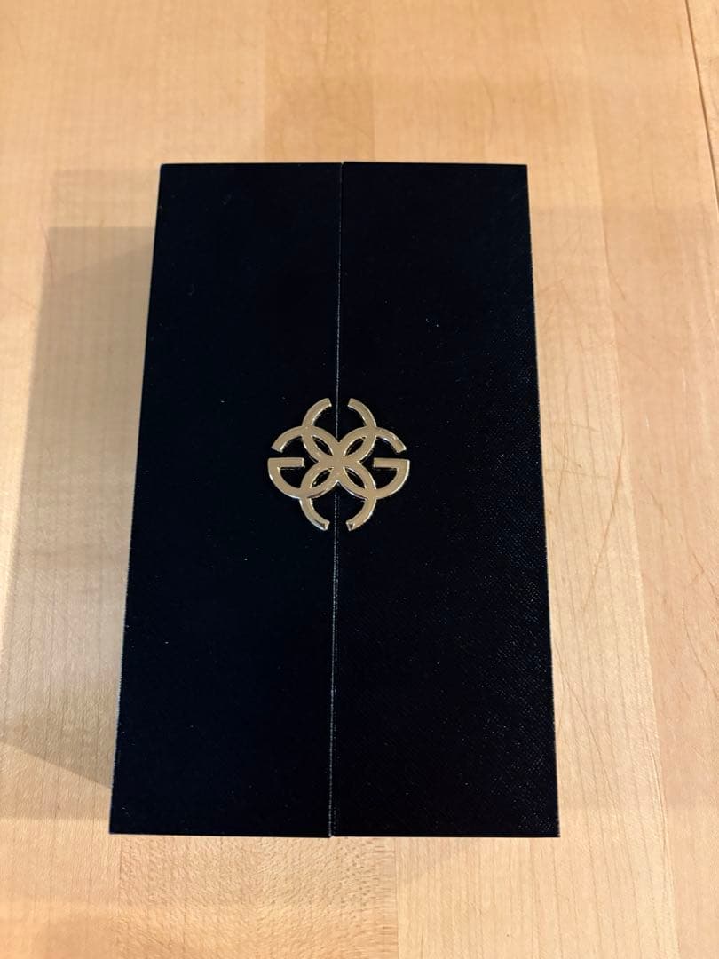 新品60％offゴールデンコンセプトiPhone16 PRO用カーボンケース