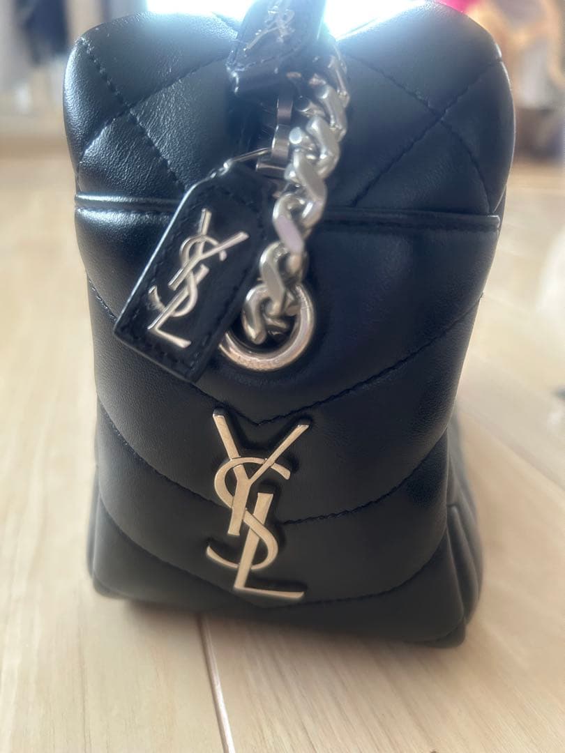 SAINT LAURENT ブラックショルダーバッグ