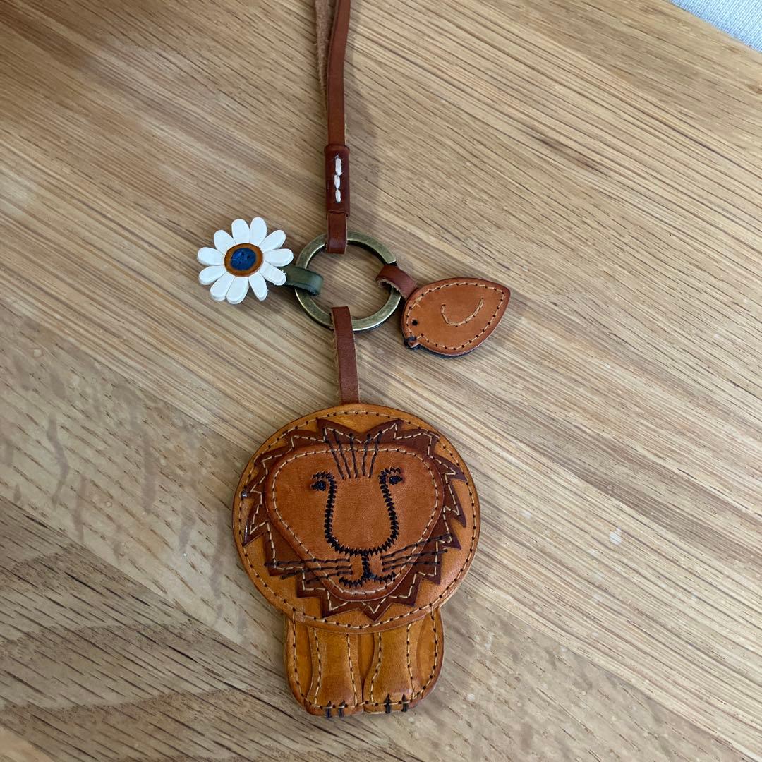 genten✖️リサ　ラーソンのチャーム（ライオン）