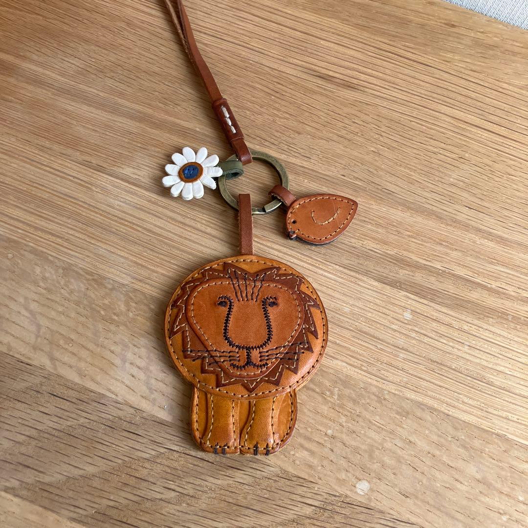 genten✖️リサ　ラーソンのチャーム（ライオン）