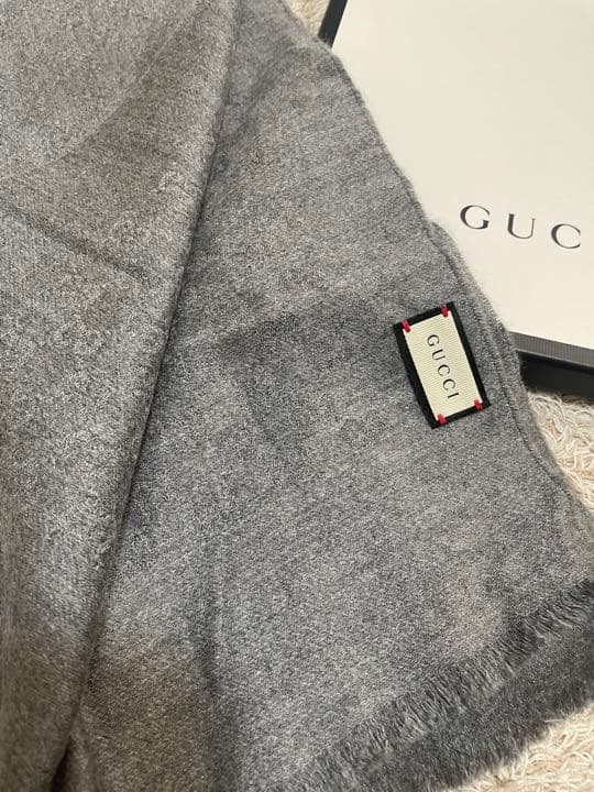 グッチ　カシミヤ　100パーセント　マフラー　ストール