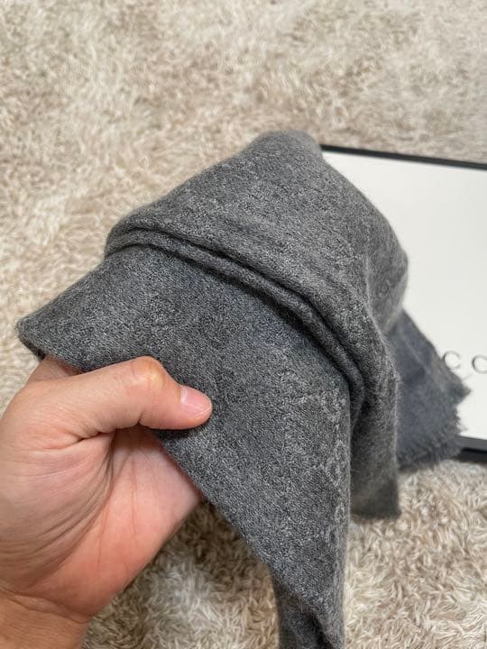 グッチ　カシミヤ　100パーセント　マフラー　ストール