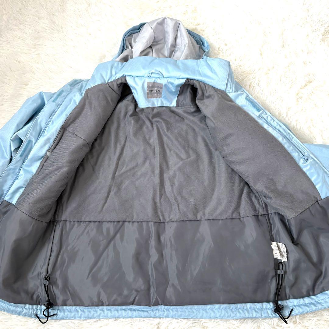 美品☆Phenix フェニックス　スキーウェア上下　スノボ　水色　Mサイズ