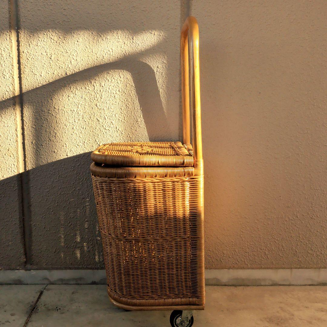 藤ラタン製キャスター付き ショッピングカート！