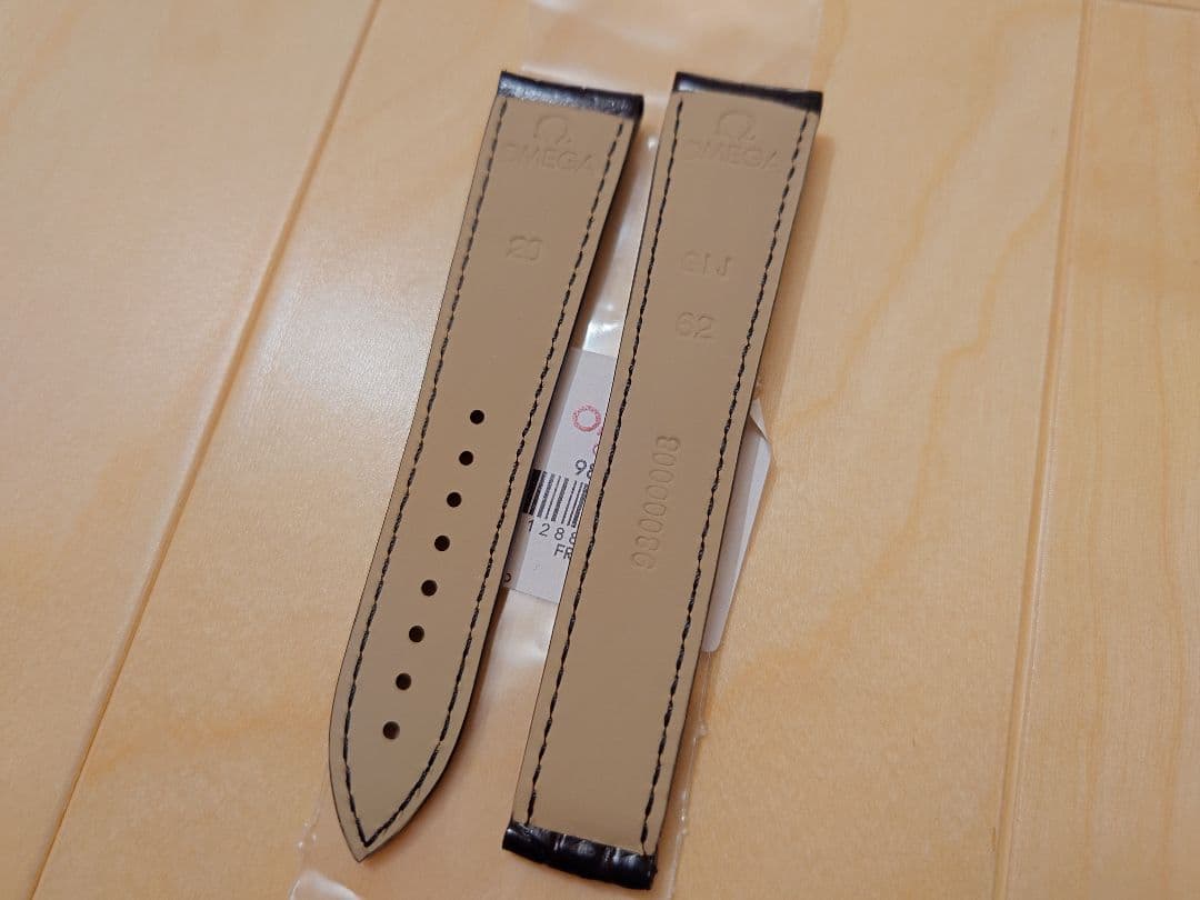 【最終価格】新品 定価61600円 OMEGA 純正品 アリゲーター オメガ